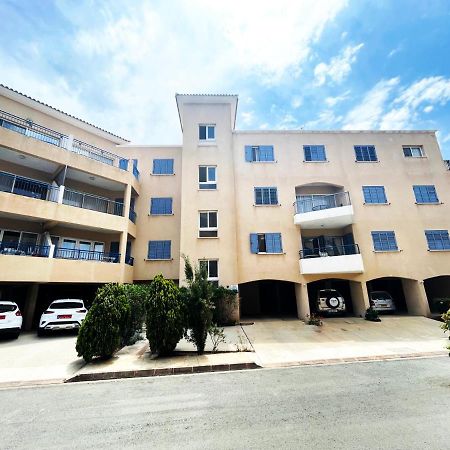 Direct Sea View & Quality Bed - Kings Palace 1 Bed Paphos Exterior photo