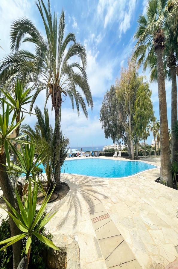 Direct Sea View & Quality Bed - Kings Palace 1 Bed Paphos Exterior photo