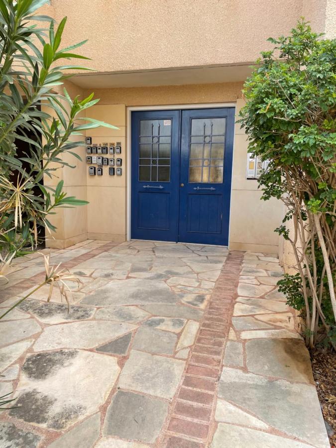 Direct Sea View & Quality Bed - Kings Palace 1 Bed Paphos Exterior photo