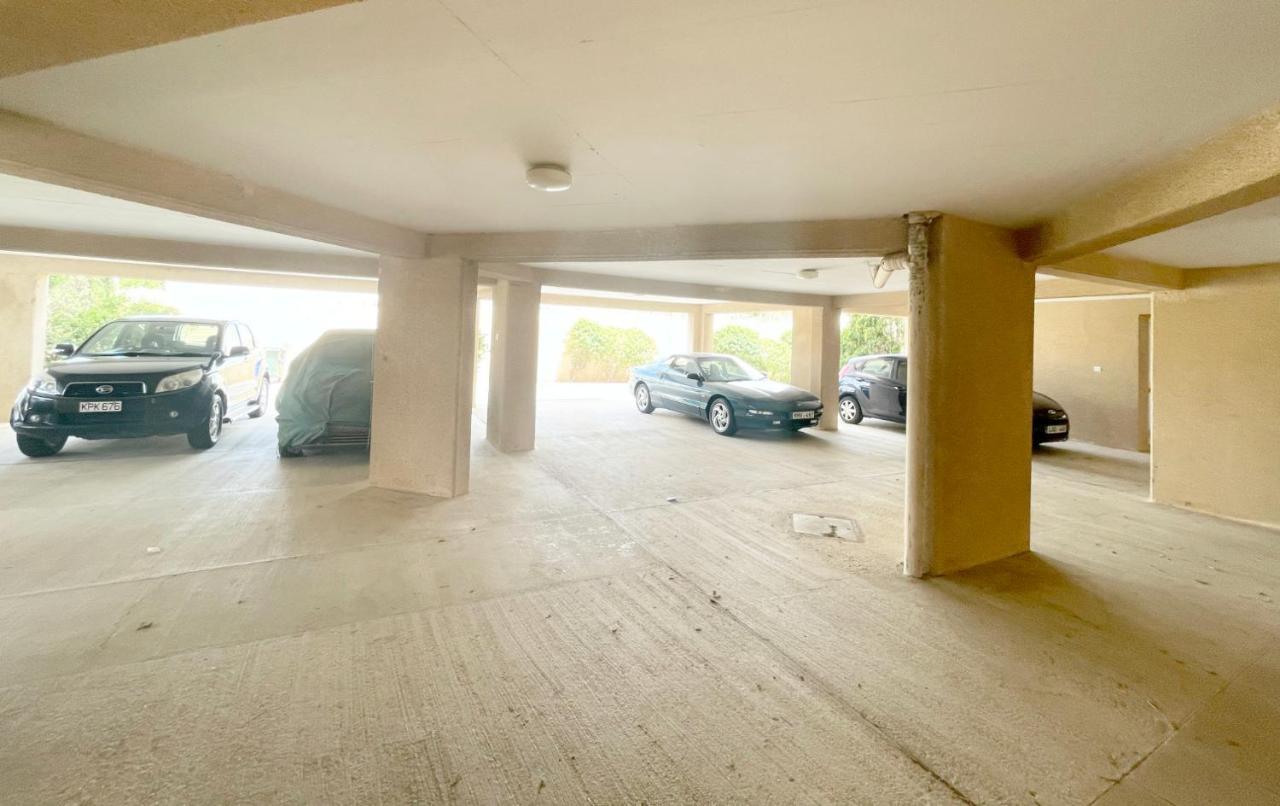 Direct Sea View & Quality Bed - Kings Palace 1 Bed Paphos Exterior photo