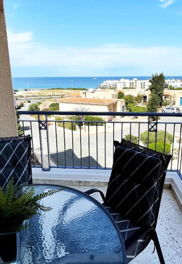 Direct Sea View & Quality Bed - Kings Palace 1 Bed Paphos Exterior photo